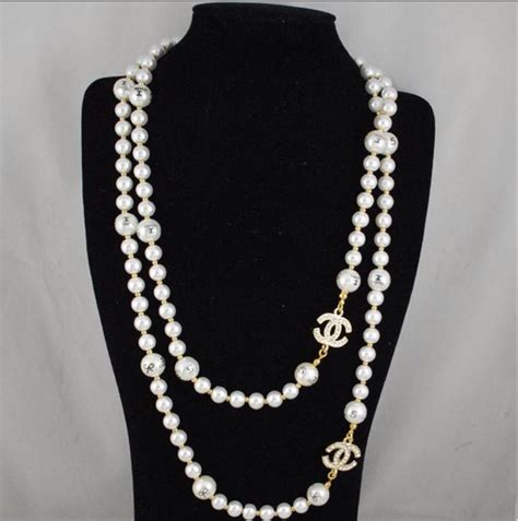 collana perle chanel bigiotteria